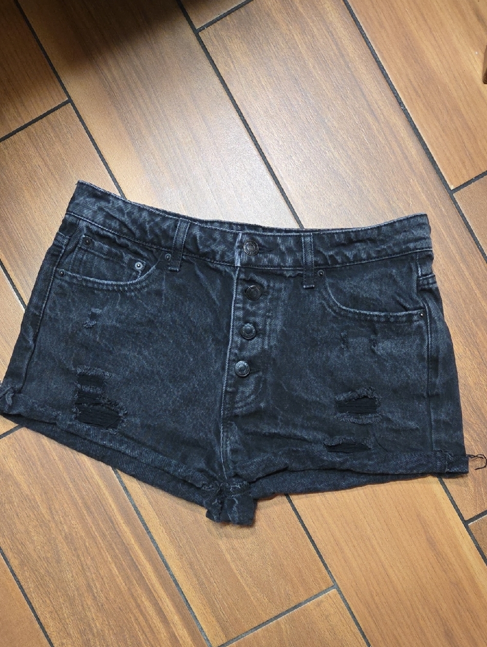 Forever 21 Black Distressed Button-Front Denim Shorts
